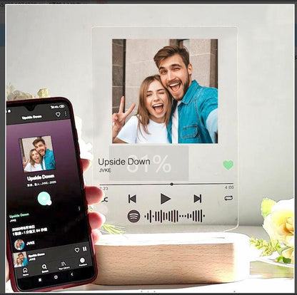 Lampada LED personalizzabile foto e canzone Spotify